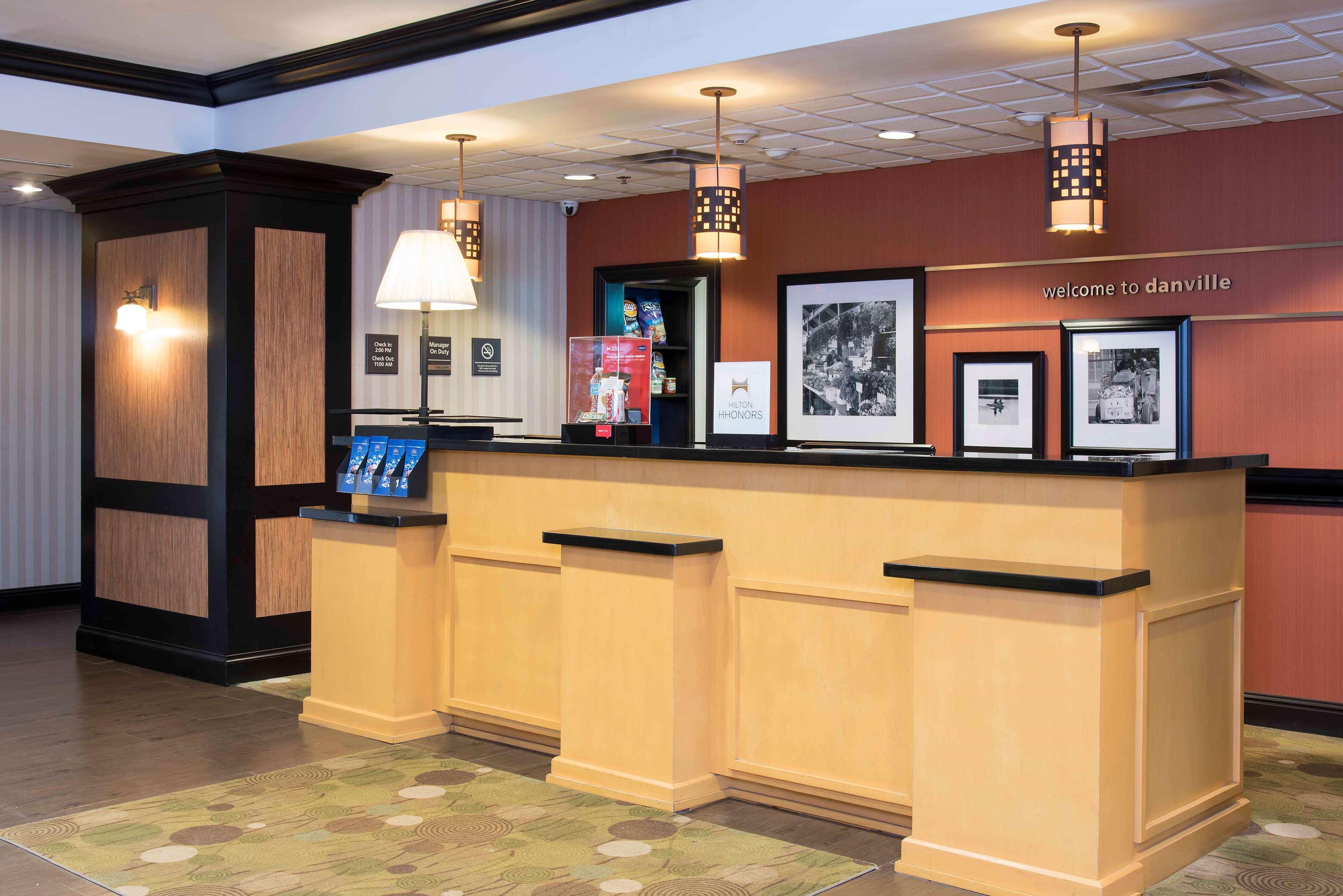 Hampton Inn&Suites Danville Extérieur photo